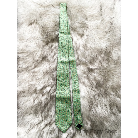 Vineyard Vines | Red Nosed Reinbeer Silk Tie - Picture 2 of 7